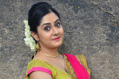 ronika-latest-traditional-photoshoot